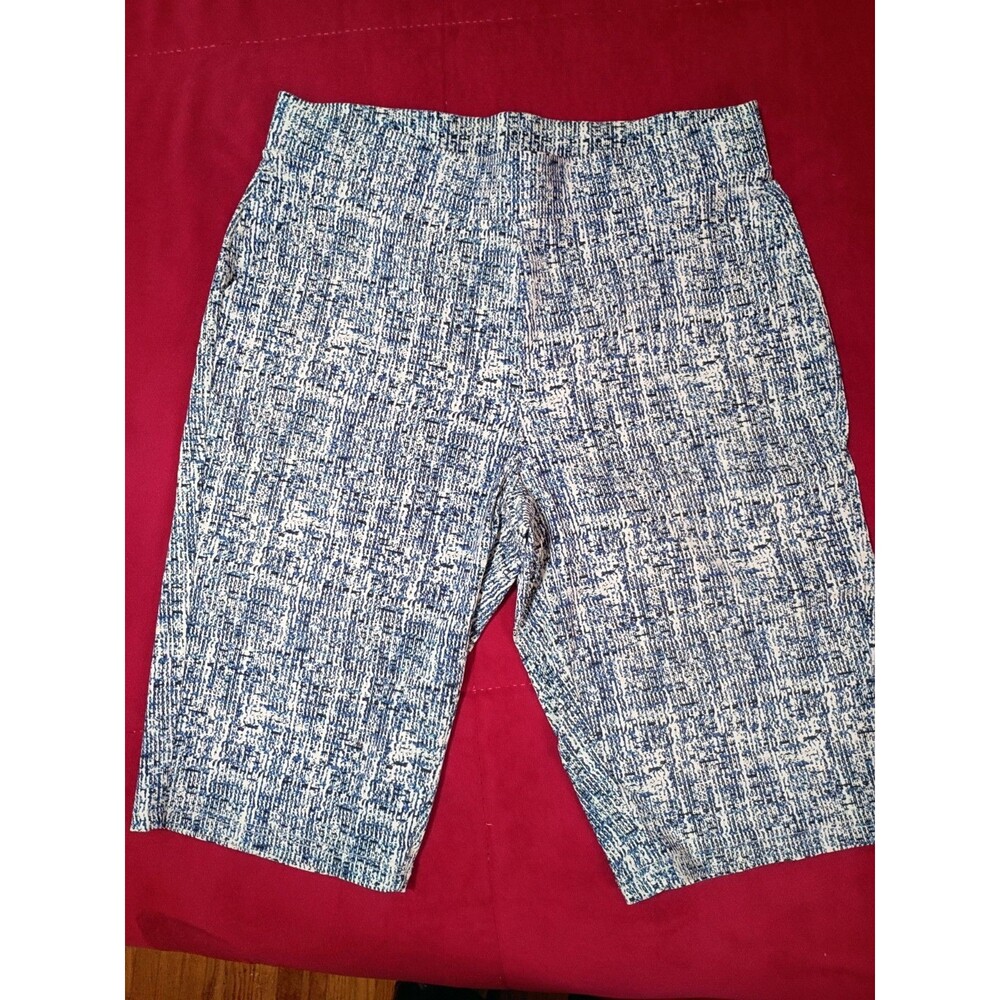 Donna Moore capri pants feature a distinctive blue and white textured Sku0094 L